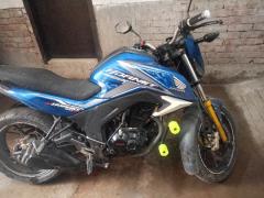 CB Hornet 160R